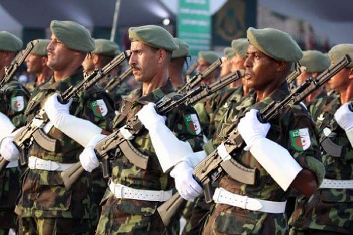 Retour du défilé militaire traditionnel du 5 juillet : Plus qu’un symbole. - Réveil d'algérie