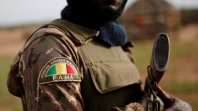 Nouvelle attaque terroriste contre un camp militaire malien, près de Bamako. - Réveil d'algérie