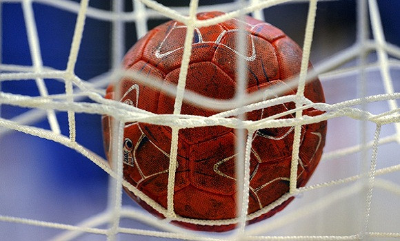 Défaite de la sélection algérienne de handbal devant la Guinée. - Réveil d'algérie