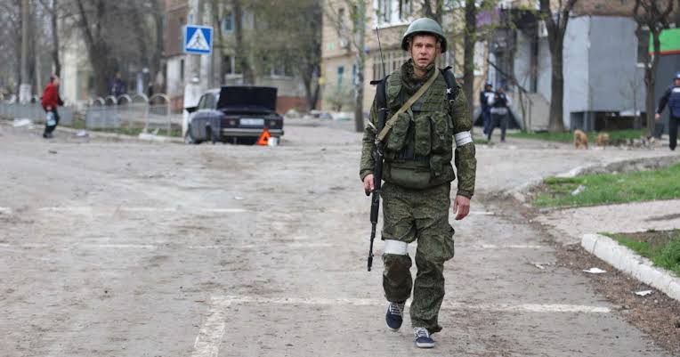 La ville stratégique de Lougansk tombe aux mains de l’armée russe. - Réveil d'algérie