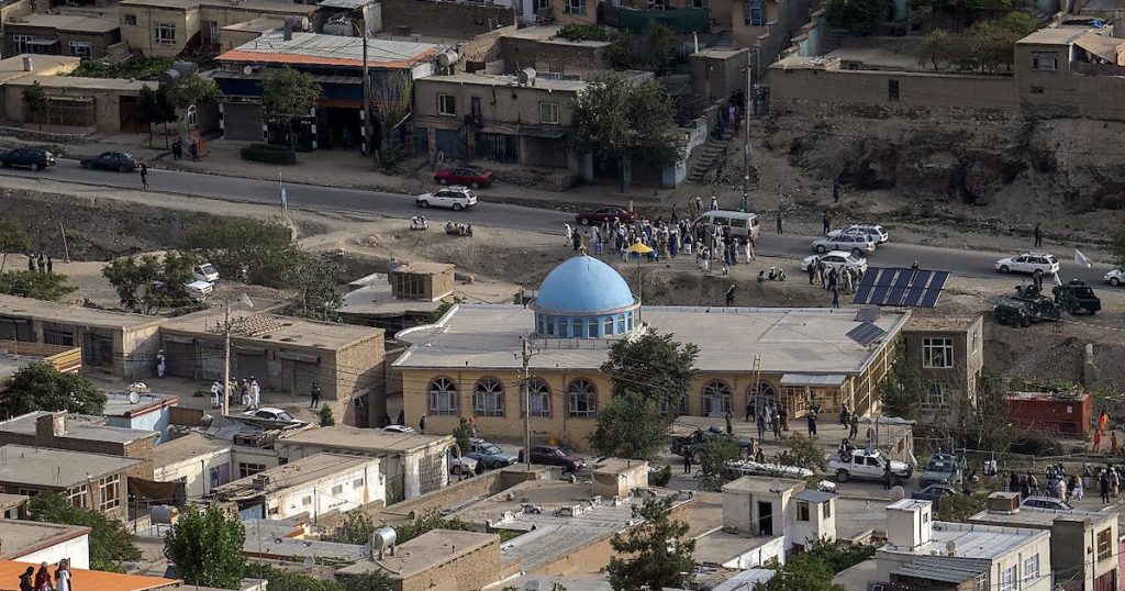 Kaboul : 21 morts dans un attentat dans une mosquée. - Réveil d'algérie
