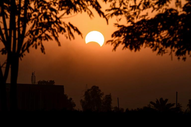 Eclipse partielle du soleil mardi de l’Islande à l’Inde. - Réveil d'algérie
