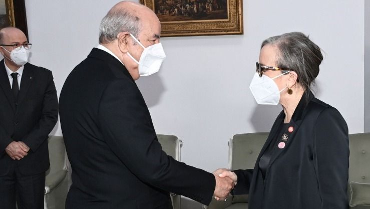 Visite de la cheffe du gouvernement tunisien. - Réveil d'algérie