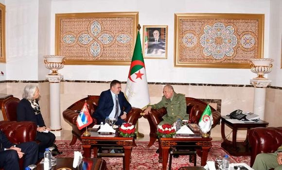 Chanegriha reçoit le directeur de la société serbe Jugoimport. - Réveil d'algérie