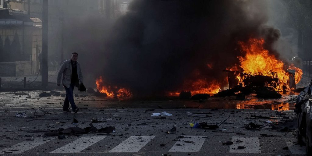Frappes de missiles sur Kiev et d’autres grandes villes, visant les infrastructures économiques. - Réveil d'algérie