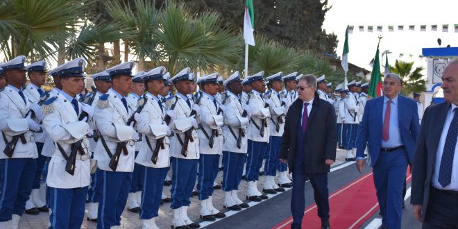 Sortie de promotion d’agents de police dans trois Wilayas. - Réveil d'algérie