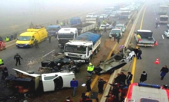 Accidents de la route. - Réveil d'algérie