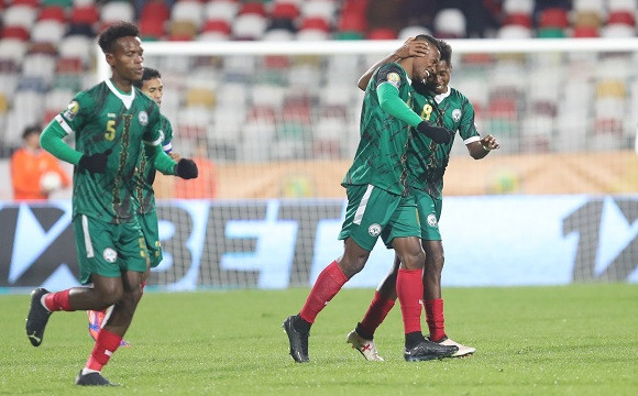 CHAN: Madagascar domine le Mozambique (3-1) et rejoint le Sénégal. - Réveil d'algérie