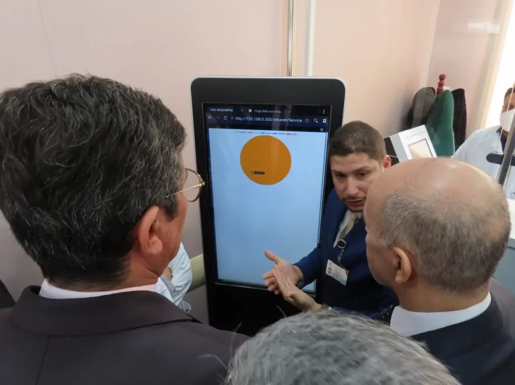 Doter l’Hôpital Mustapha-Pacha d’équipements de pointe pour améliorer la qualité de service. - Réveil d'algérie