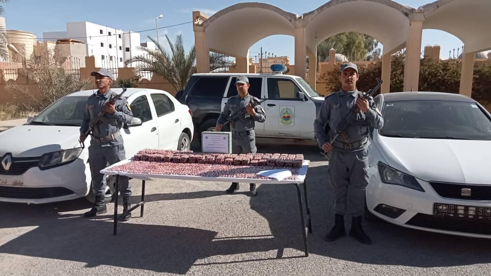 Saisies douanières à Tindouf et à El-Oued : 4335 comprimés hallucinogènes et 25 000 DT. - Réveil d'algérie
