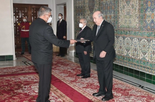 Académie algérienne de la langue arabe. - Réveil d'algérie