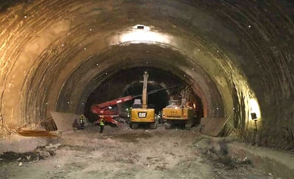 Tunnel de djebel El Ouahch à Constantine : Des retards importants. - Réveil d'algérie