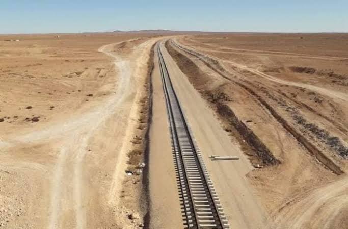 Transport du minerai de fer Gara-Djebilet-Bechar : une commission dans la région pour le choix du tracé ferroviaire. - Réveil d'algérie