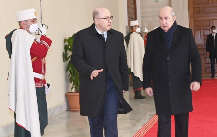 Suite aux orientations du Président Tebboune en Conseil des ministres, Benabderrahmane préside une réunion de coordination avec les walis. - Réveil d'algérie