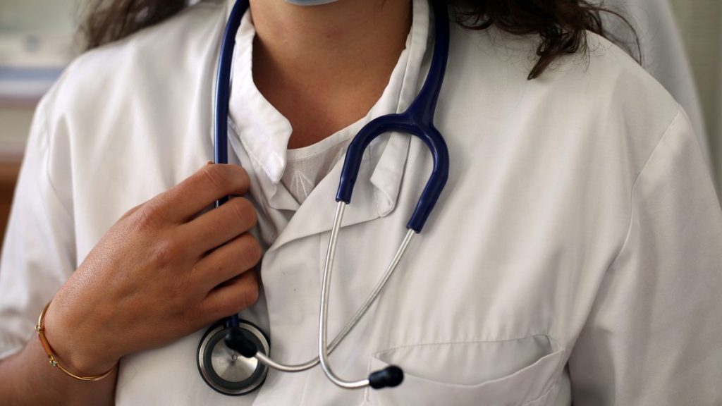 Le phénomène de l’Exode : les professionnels de la santé appellent à des mesures incitatives. - Réveil d'algérie