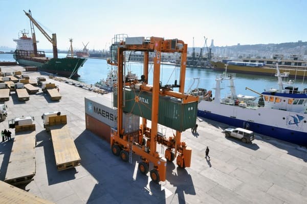 Importations pour la revente en l’état : La facture baisse de 5 % en 2022. - Réveil d'algérie