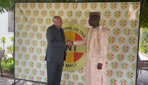 Le Ministre Attaf reçu par le président du Conseil national malien de transition. - Réveil d'algérie