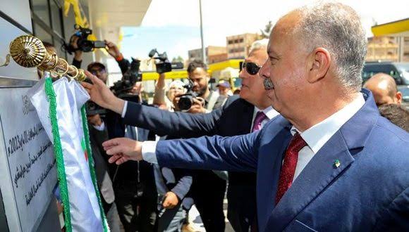 Réception prochaine du projet de transport du carburant par canalisation de Skikda à El Eulma. - Réveil d'algérie