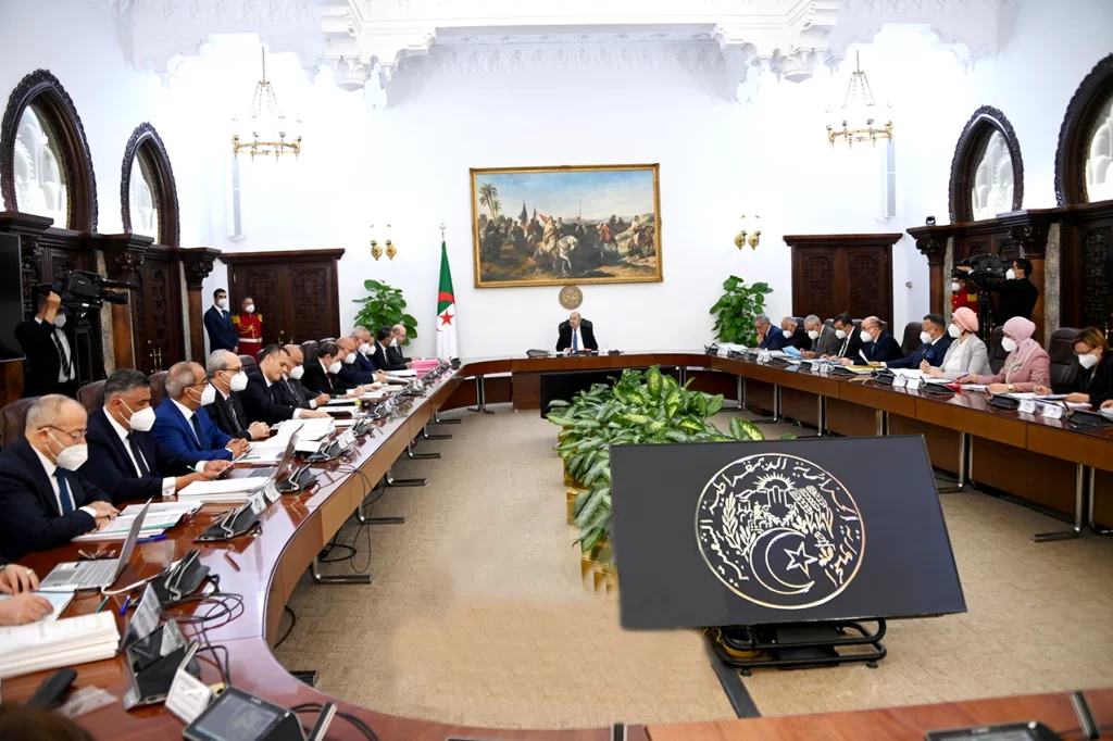 Préparation de l’avant-projet de loi de finances 2024 : Les premiers arbitrages en débat. - Réveil d'algérie
