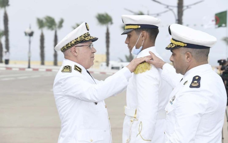 Sortie de cinq promotions à l’Ecole supérieure navale de Tamentfoust. - Réveil d'algérie
