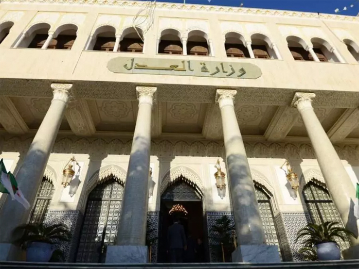 De la gestion conventionnelle à un système numérique intégré : Transformation impressionnante du secteur de la Justice. - Réveil d'algérie