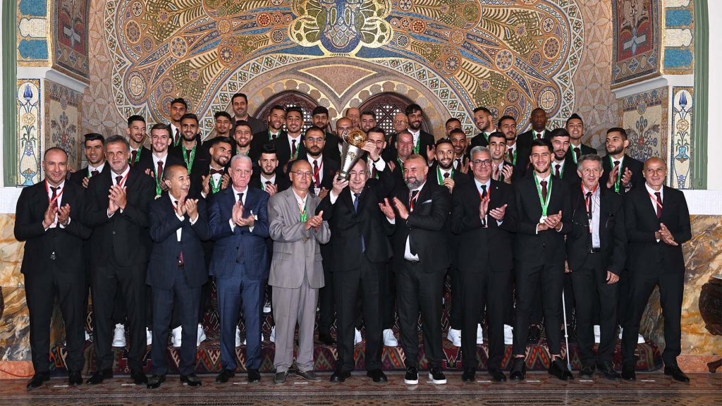 Le Président Tebboune de la République honore l’USM Alger. - Réveil d'algérie