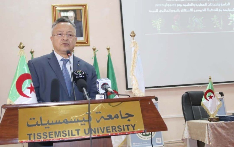 Tissemsilt : Élaboration d’un réseau numérique de 400 plantes médicinales et aromatiques pour leur valorisation économique. - Réveil d'algérie