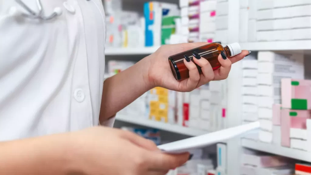 Production pharmaceutique : Aoun annonce une nouvelle plateforme numérique. - Réveil d'algérie