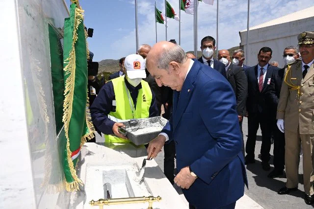 Tipaza : pose de la première pierre du projet de station de dessalement d’eau de mer de Fouka - Réveil d'algérie