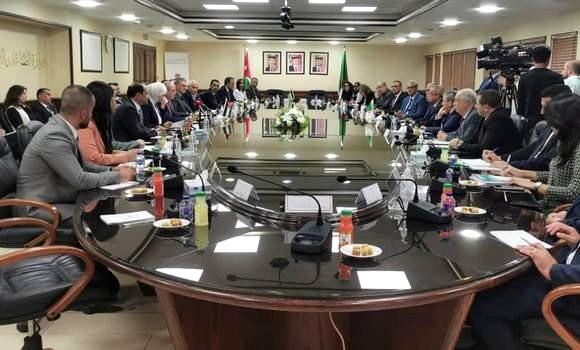 Amman: Tenue de la 9e session de la Commission mixte algéro-jordanienne. - Réveil d'algérie