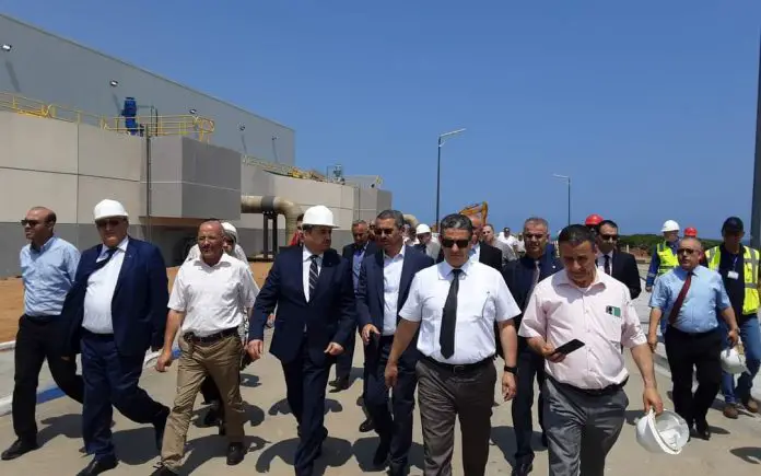 Le ministre de l’Energie et des Mines effectue une visite d’inspection à la station de dessalement d’eau de mer à Corso. - Réveil d'algérie