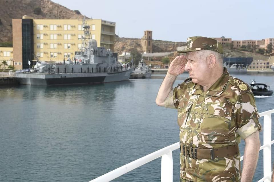 Le Général d’Armée Saïd Chanegriha supervise un exercice tactico-naval au niveau de la Façade maritime Ouest - Réveil d'algérie