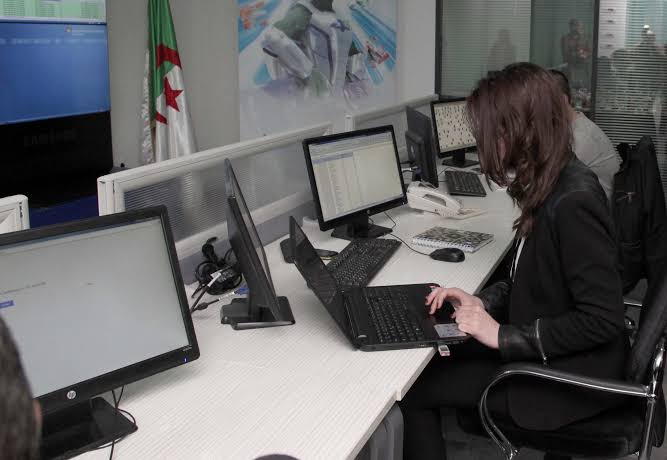 Numérisation. - Réveil d'algérie
