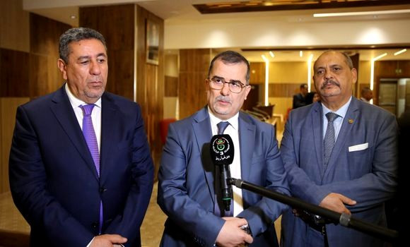 Nécessité de renforcer les outils de la sécurité sociale complémentaire. - Réveil d'algérie