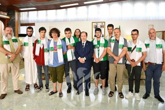 Le ministre de l’Education accueille les lauréats de l’Olympiade internationale de Mathématiques. - Réveil d'algérie