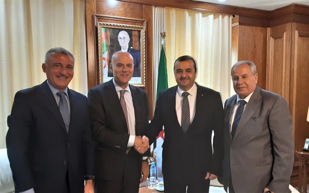 Algérie-Italie : Arkab examine avec le Pdg d’Eni les perspectives de coopération énergétique. - Réveil d'algérie