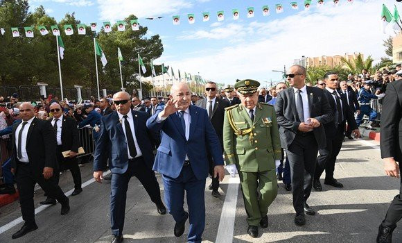 Le président de la République inaugure et inspecte d’importants projets de développement à Djelfa. - Réveil d'algérie