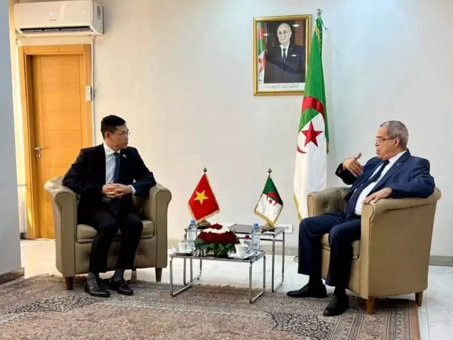 Algérie-Vietnam : Tenue de la 12e commission mixte du 16 au 18 octobre à Hanoï. - Réveil d'algérie