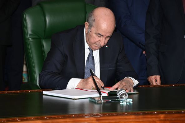 Le président de la République signe la loi de finances l’année 2024 - Réveil d'algérie