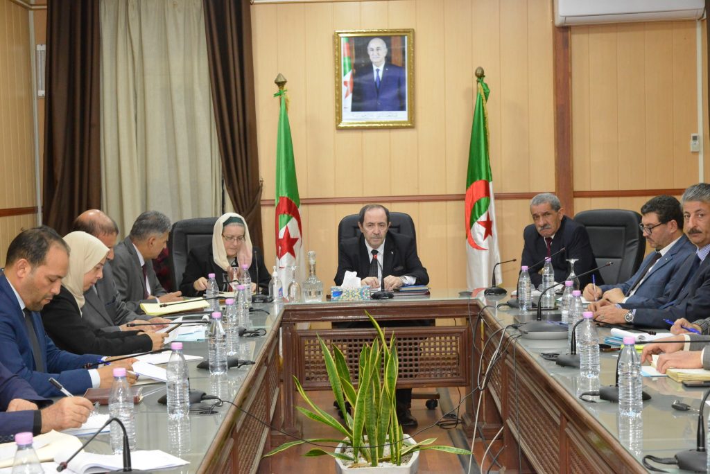 Mise en œuvre des opérations pédagogiques et administratives inhérentes à la fin du premier trimestre 2024 - Réveil d'algérie
