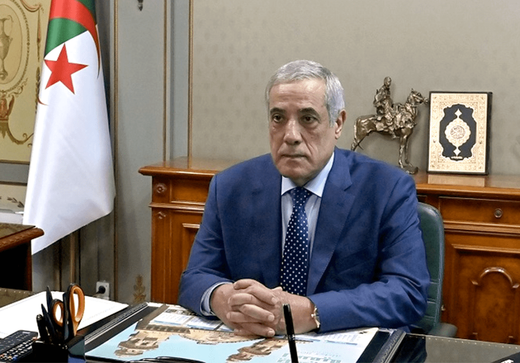 Le premier ministre préside une réunion du gouvernement - Réveil d'algérie