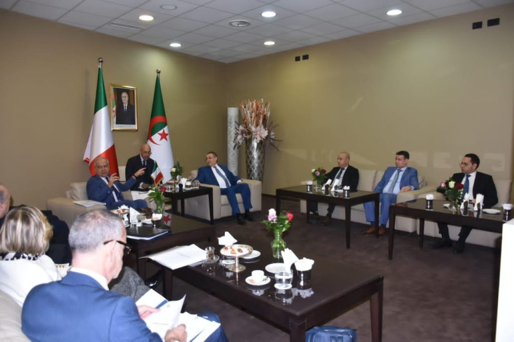Le ministre de l’Intérieur s’entretient avec son homologue italien - Réveil d'algérie