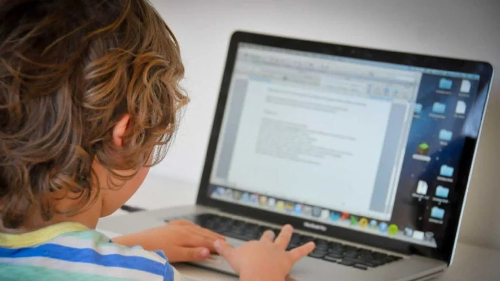 Campagne de sensibilisation pour les enfants sur les dangers d’internet - Réveil d'algérie