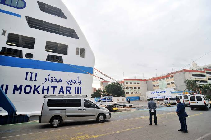 Les douanes algériennes simplifient les formalités des voyageurs dès le 1er novembre - Réveil d'algérie
