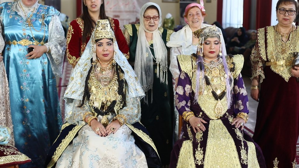 L’Algérie honore son costume féminin de cérémonie inscrit au patrimoine de l’UNESCO - Réveil d'algérie