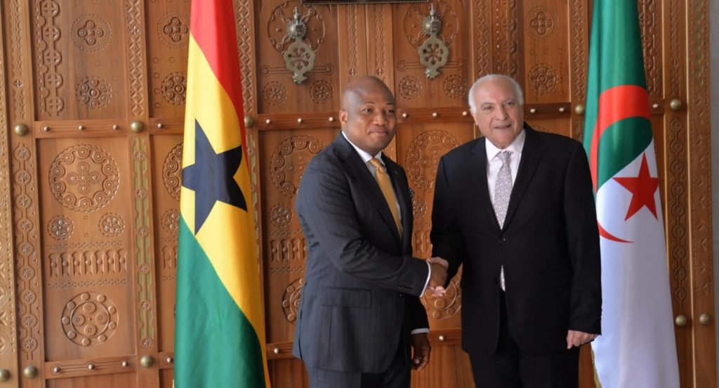 Alger et Accra concluent de nouveaux accords de coopération - Réveil d'algérie