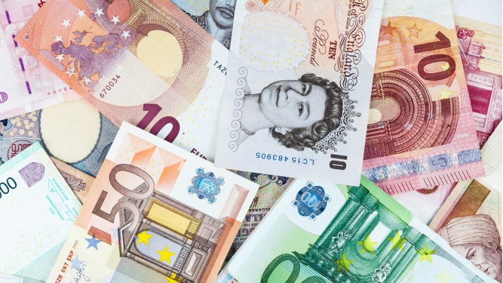 Marché noir de la devise : la livre sterling poursuit sa hausse ce samedi 24 mai - Réveil d'algérie