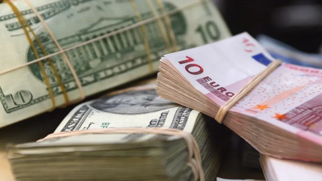 Taux de change: le marché parallèle enregistre un recul du dollar américain - Réveil d'algérie
