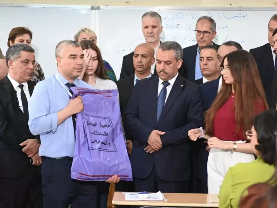 Bac 2025 : une session sous contrôle pour près de 900 000 candidats - Réveil d'algérie