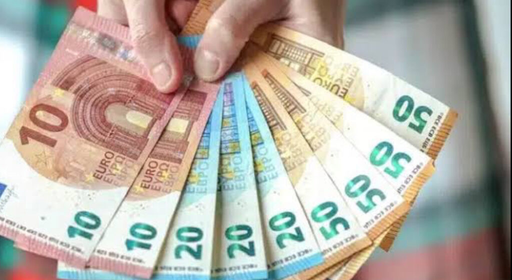 La Banque d’Algérie donne le feu vert pour l’allocation de voyage de 750 euros - Réveil d'algérie